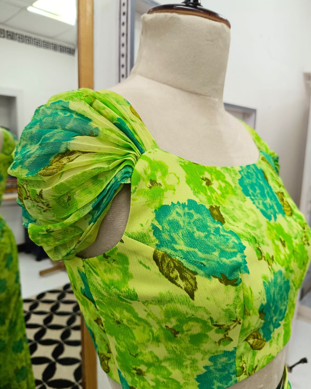 Lime Green Floral Chiffon Co-ord Set – Trendy Sleeve Crop Top & Flared Pants