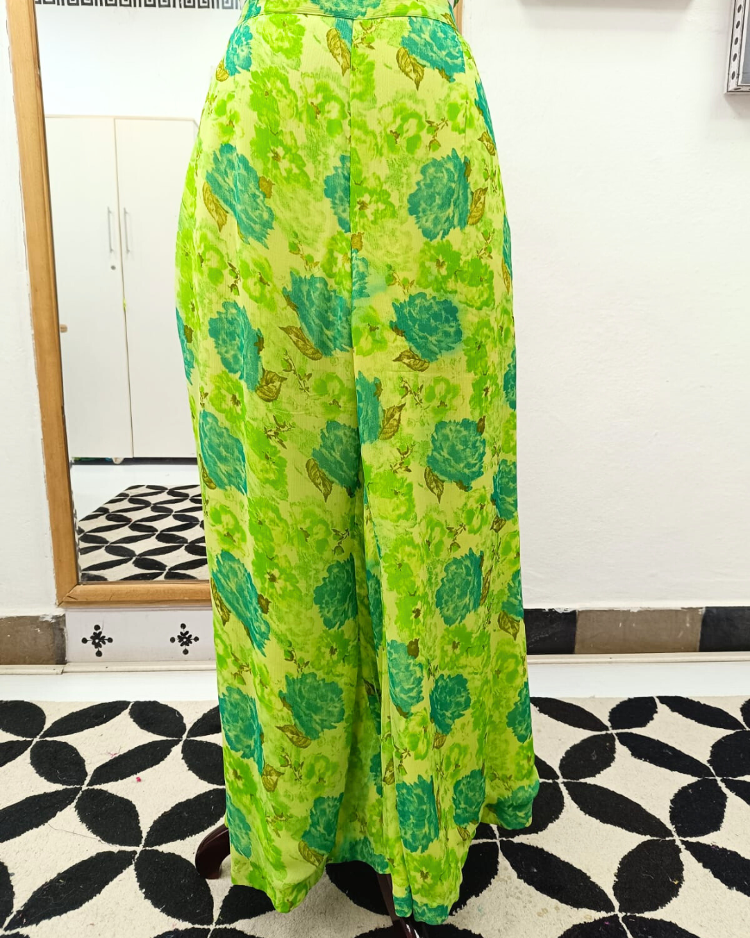 Lime Green Floral Chiffon Co-ord Set – Trendy Sleeve Crop Top & Flared Pants