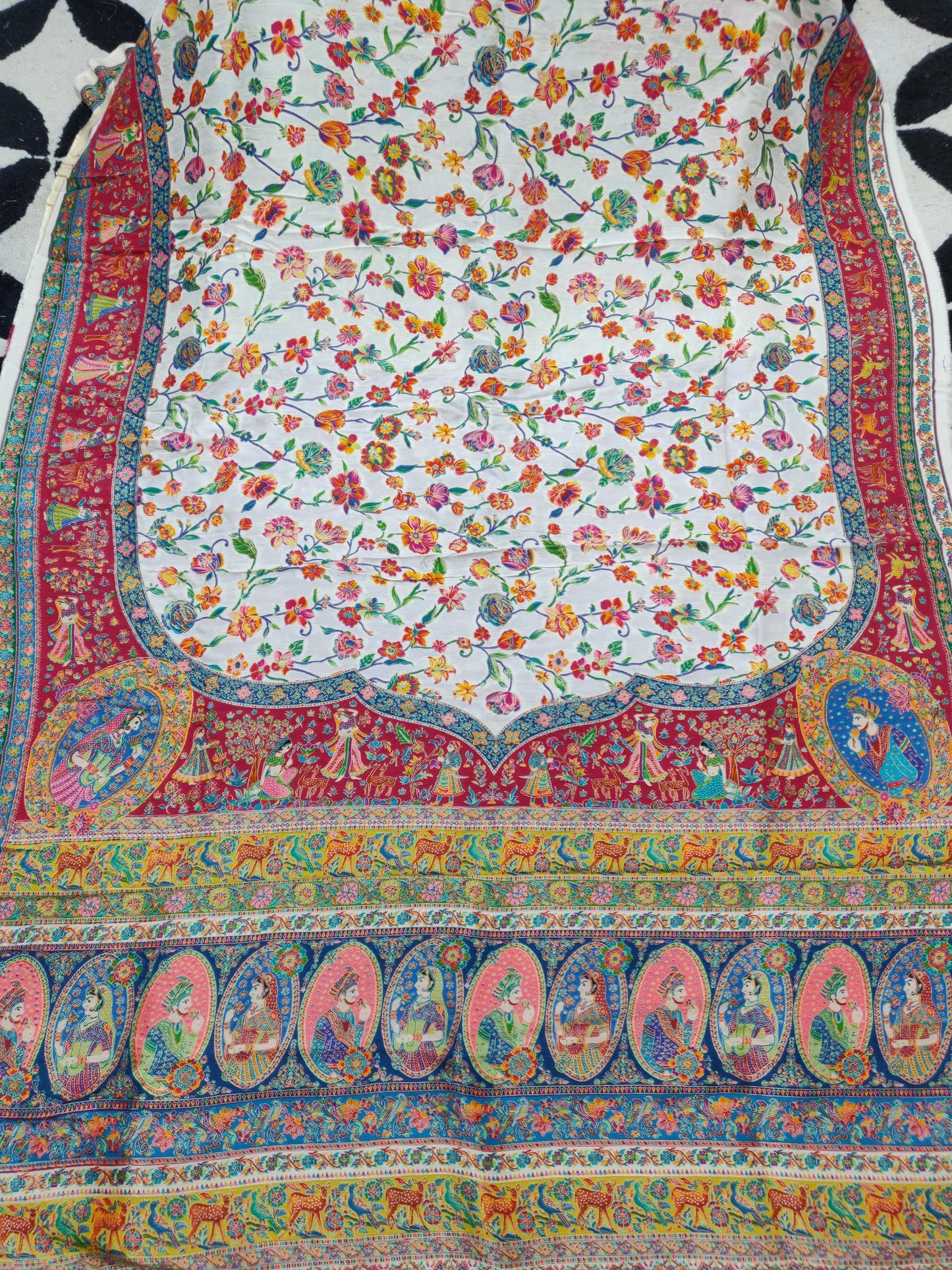 White Kashmiri Saree