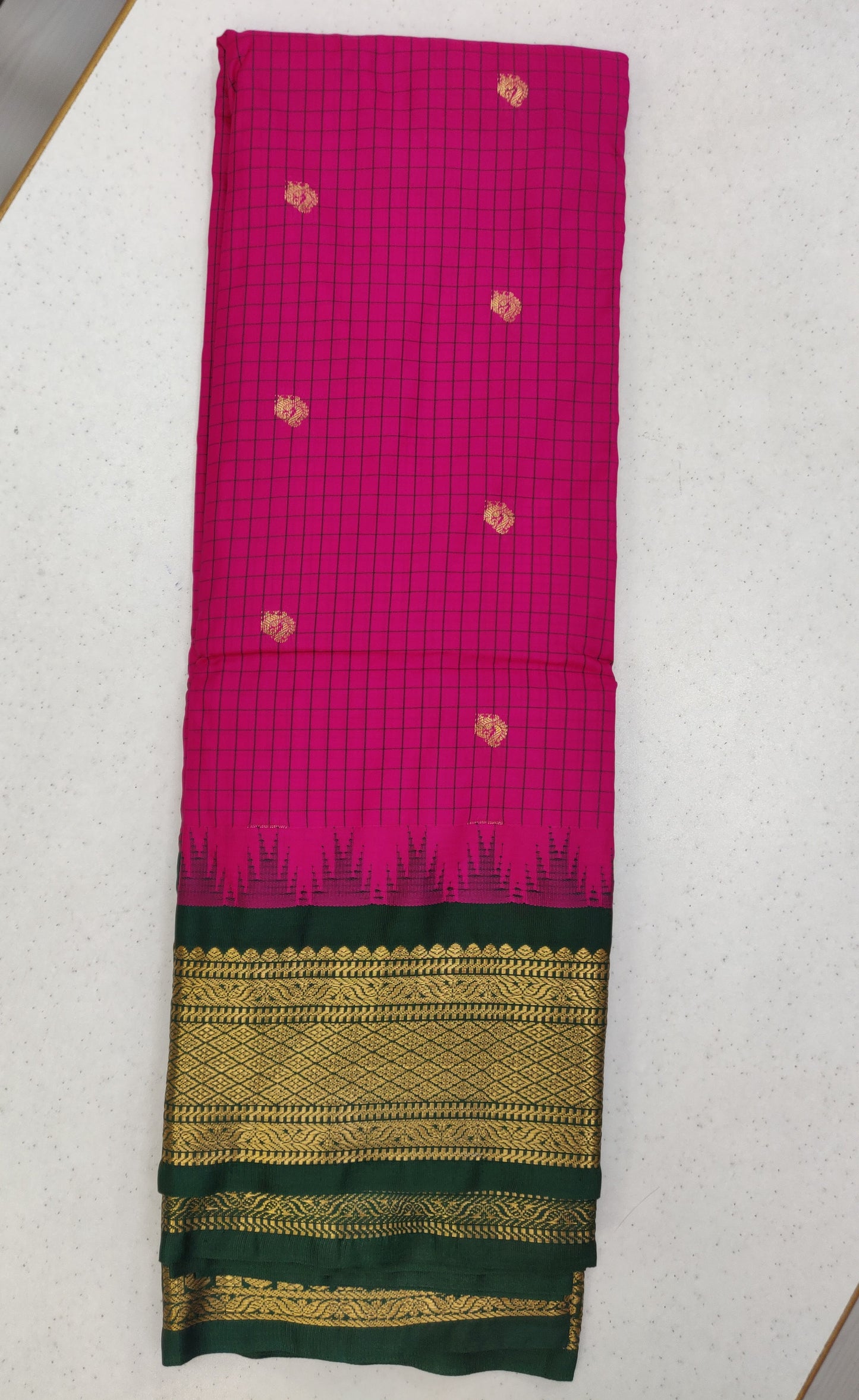 Semi Gadwal Pattu Saree